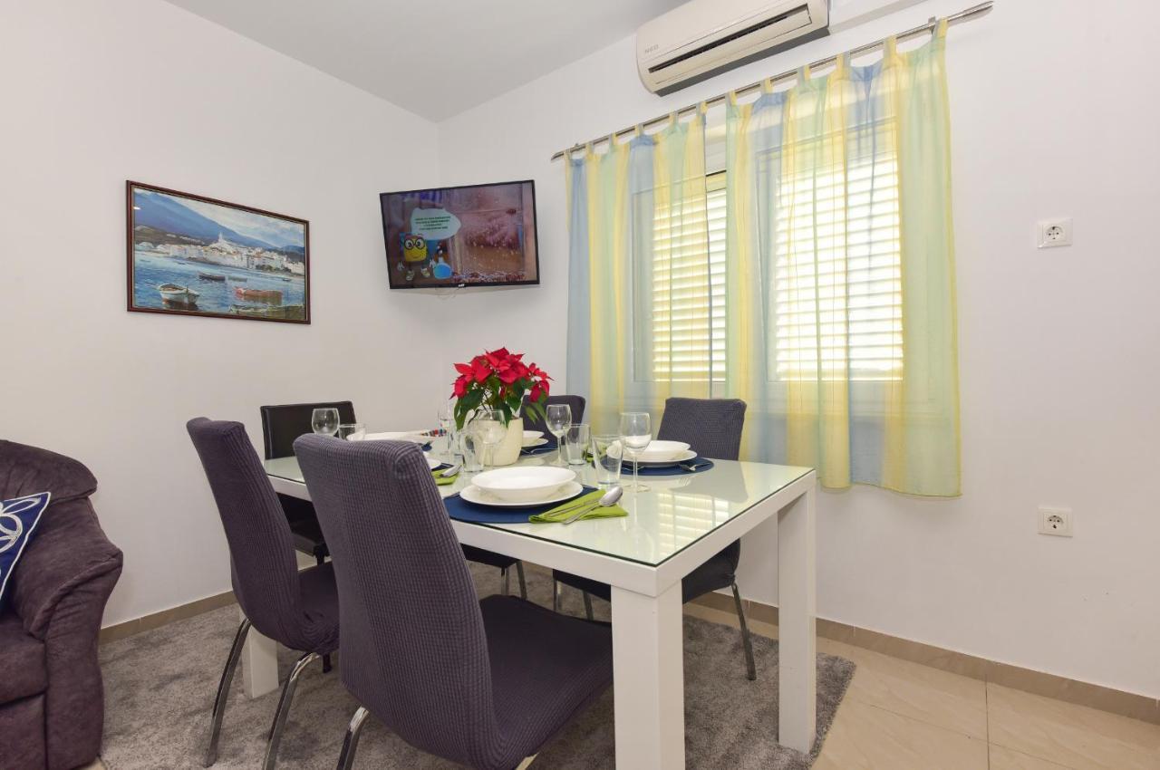 Ferienwohnung Antonio Makarska Exterior foto
