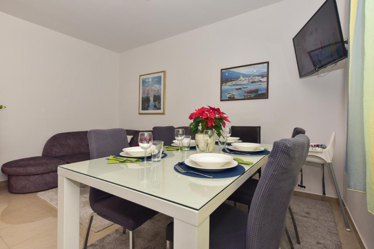 Ferienwohnung Antonio Makarska Exterior foto