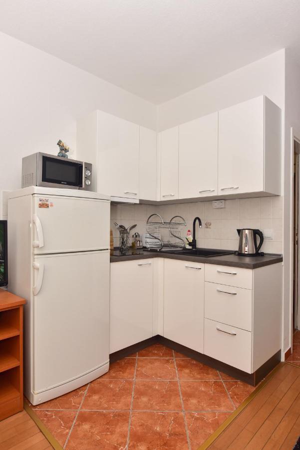 Ferienwohnung Antonio Makarska Exterior foto