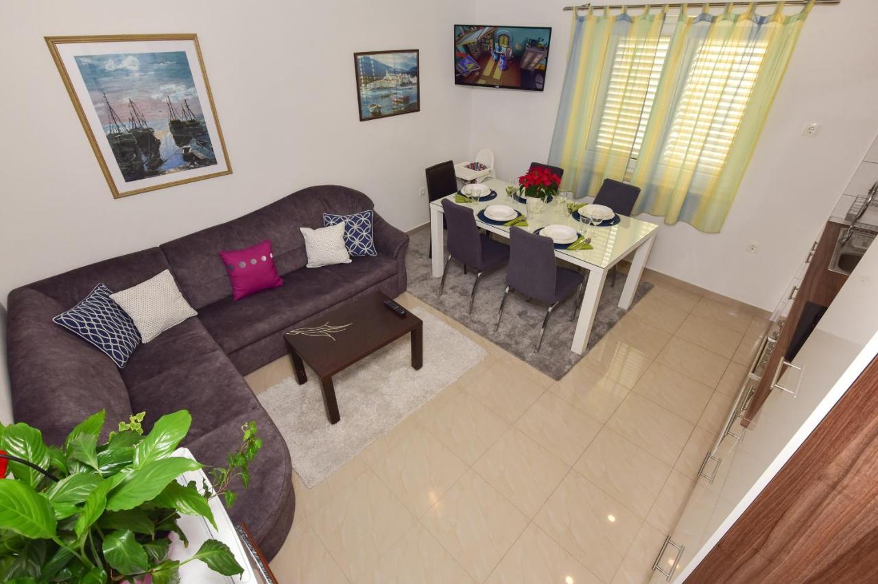 Ferienwohnung Antonio Makarska Exterior foto